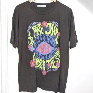 DAYDREAMER We are One Under the Sun Merch Graphic Tee Size S